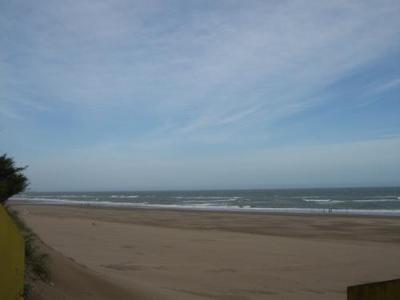 385900_261875120541974_100001584644318_816378_1603004098_n