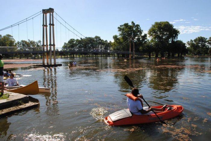 150073_462581420469904_1455839235_n