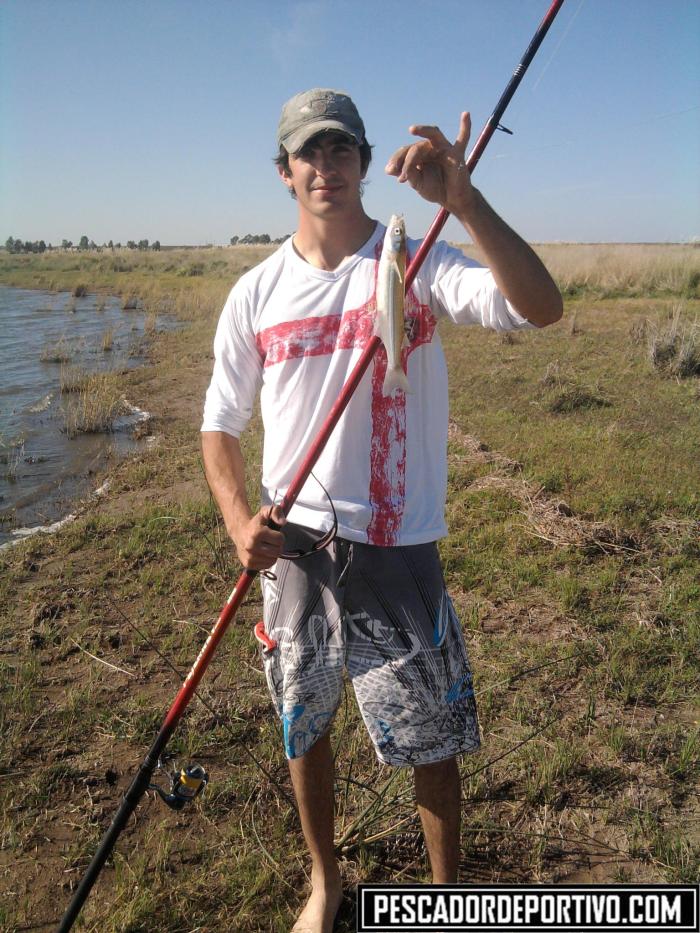 Ezequiel y su primer pejerrey