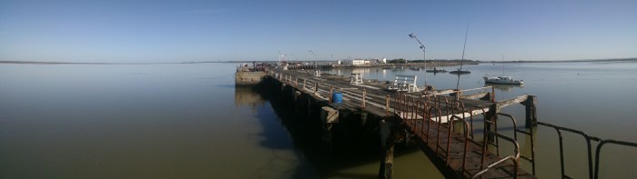 Panorámica del muelle desde la punta