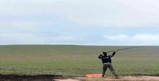 Salvador Bustos - Longcasting